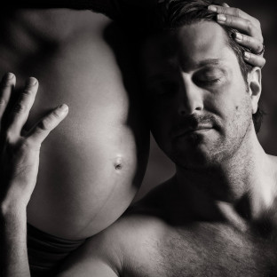 Babybauch-Shooting Schwangerschaft mit Chris Reiner